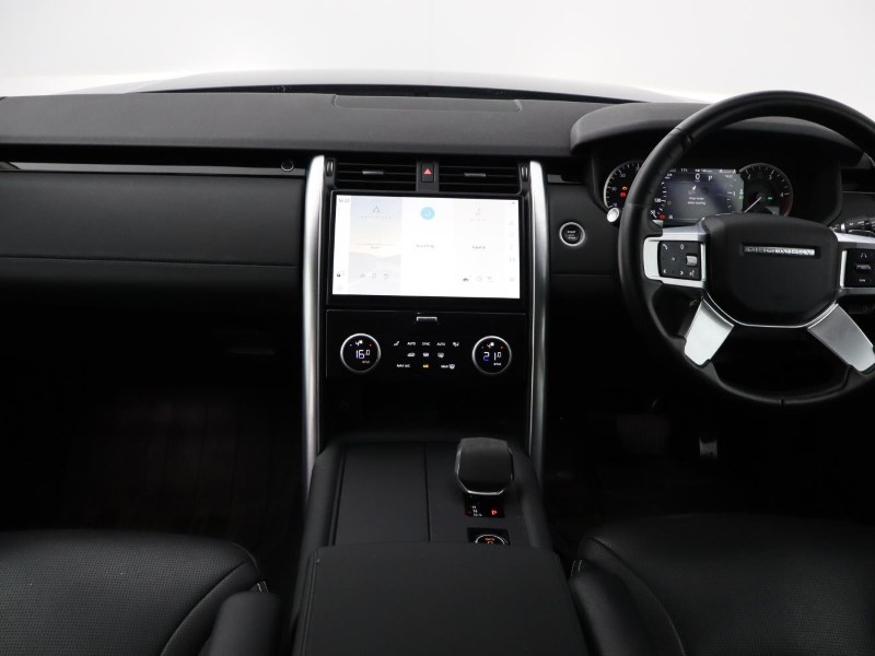 2022 (22) LAND ROVER DISCOVERY 3.0 D300 S 5dr Auto 5300314