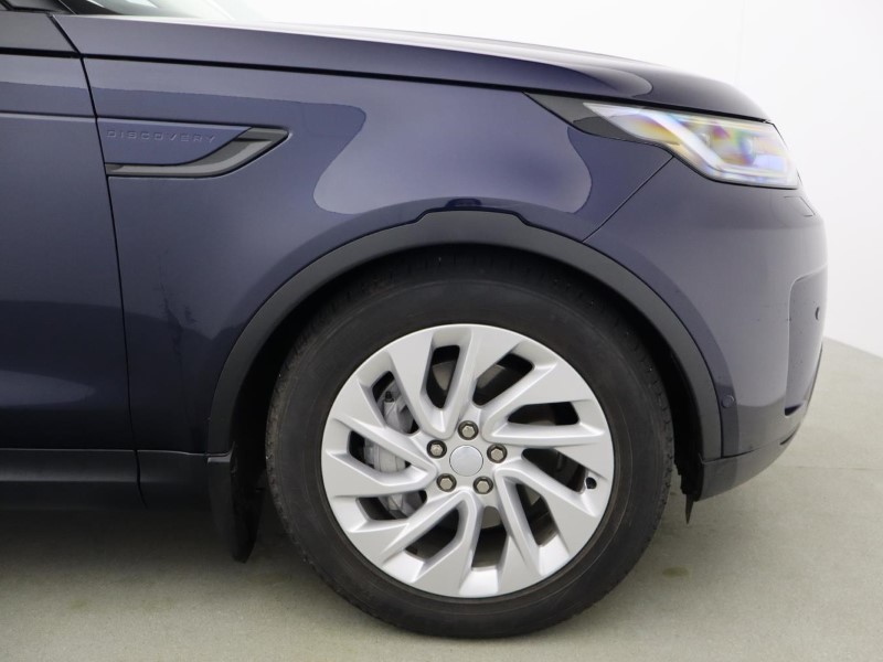 2022 (22) LAND ROVER DISCOVERY 3.0 D300 S 5dr Auto 5300304