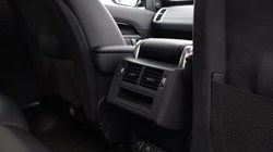 2022 (22) LAND ROVER DISCOVERY 3.0 D300 S 5dr Auto 5300324