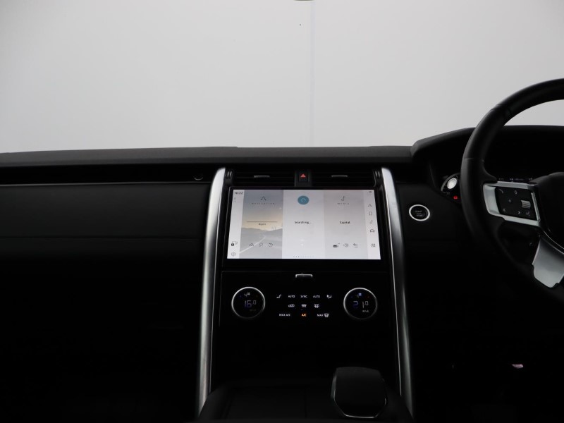 2022 (22) LAND ROVER DISCOVERY 3.0 D300 S 5dr Auto 5300315