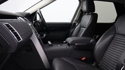 2022 (22) LAND ROVER DISCOVERY 3.0 D300 S 5dr Auto 5300322