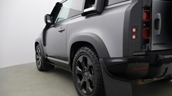 2024 (24) LAND ROVER COMMERCIAL DEFENDER 3.0 D300 Hard Top X-Dynamic HSE Auto 5332747