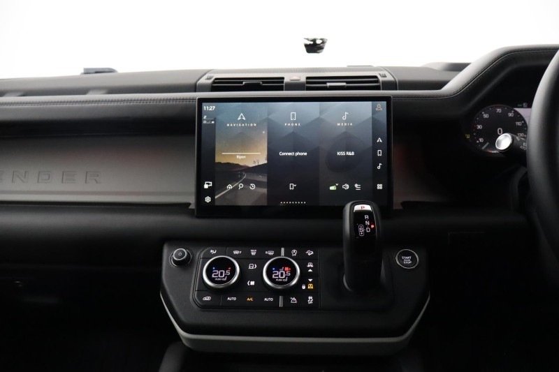 2024 (24) LAND ROVER COMMERCIAL DEFENDER 3.0 D300 Hard Top X-Dynamic HSE Auto 5332787