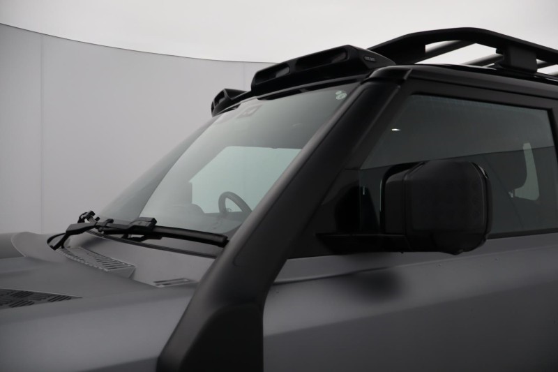 2024 (24) LAND ROVER COMMERCIAL DEFENDER 3.0 D300 Hard Top X-Dynamic HSE Auto 5332749