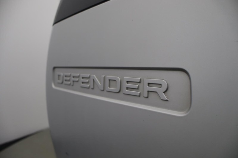 2024 (24) LAND ROVER COMMERCIAL DEFENDER 3.0 D300 Hard Top X-Dynamic HSE Auto 5332750