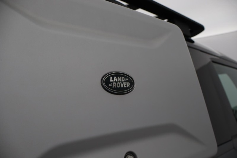 2024 (24) LAND ROVER COMMERCIAL DEFENDER 3.0 D300 Hard Top X-Dynamic HSE Auto 5332751
