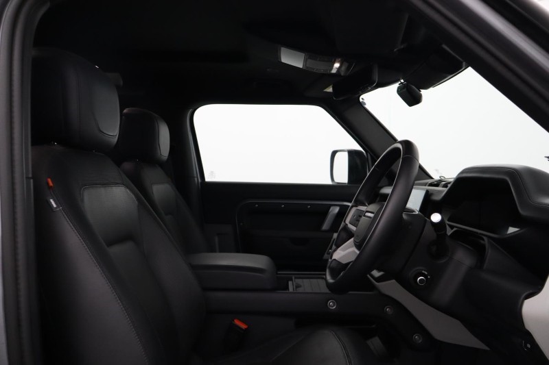 2024 (24) LAND ROVER COMMERCIAL DEFENDER 3.0 D300 Hard Top X-Dynamic HSE Auto 5332754