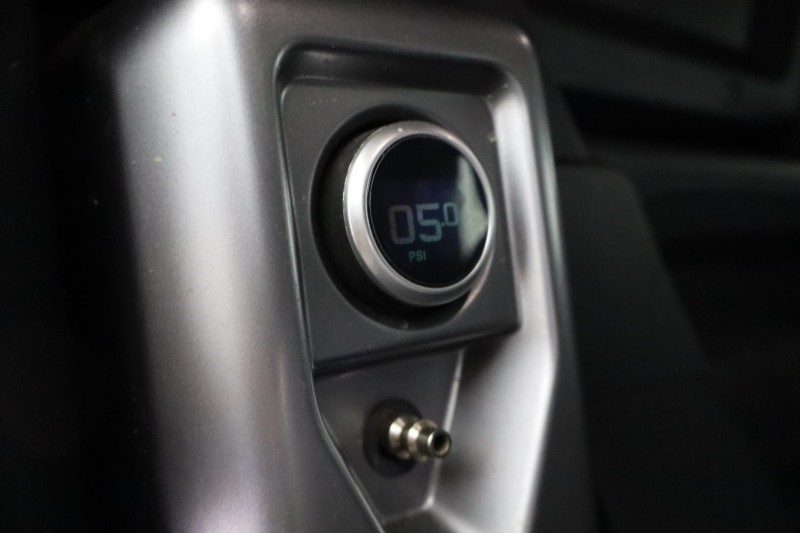 2024 (24) LAND ROVER COMMERCIAL DEFENDER 3.0 D300 Hard Top X-Dynamic HSE Auto 5332745