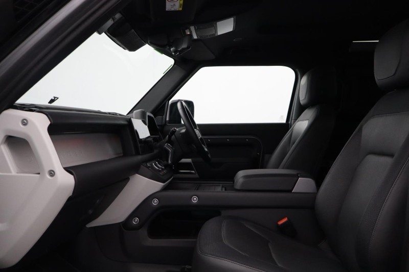 2024 (24) LAND ROVER COMMERCIAL DEFENDER 3.0 D300 Hard Top X-Dynamic HSE Auto 5332762