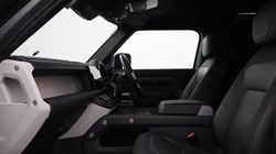 2024 (24) LAND ROVER COMMERCIAL DEFENDER 3.0 D300 Hard Top X-Dynamic HSE Auto 5332762