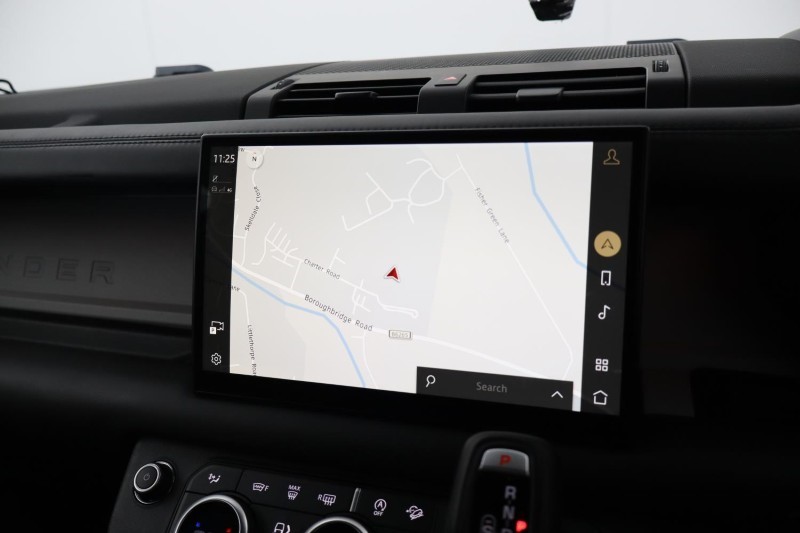 2024 (24) LAND ROVER COMMERCIAL DEFENDER 3.0 D300 Hard Top X-Dynamic HSE Auto 5332769