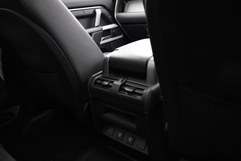 2024 (24) LAND ROVER DEFENDER 3.0 D250 X-Dynamic HSE 90 3dr Auto 5346222