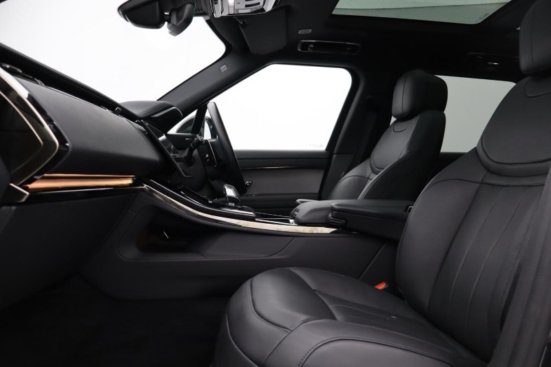 2024 (73) LAND ROVER RANGE ROVER SPORT 3.0 D300 Dynamic SE 5dr Auto 5304975