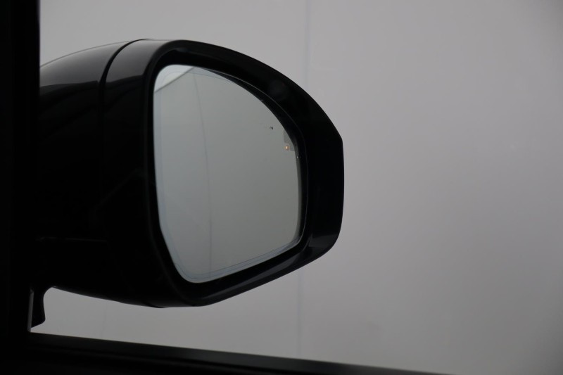 2024 (74) LAND ROVER DISCOVERY 3.0 D350 Dynamic HSE 5dr Auto 5344357