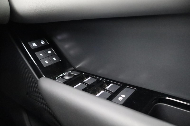 2024 (74) LAND ROVER RANGE ROVER VELAR 3.0 D300 MHEV Dynamic HSE 5dr Auto 5340126