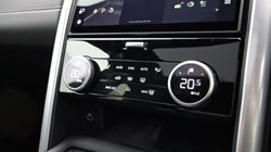 2024 (74) LAND ROVER DISCOVERY 3.0 D350 Dynamic HSE 5dr Auto 5333055