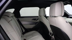 2021 (21) LAND ROVER RANGE ROVER VELAR 2.0 D200 R-Dynamic HSE 5dr Auto 5402566