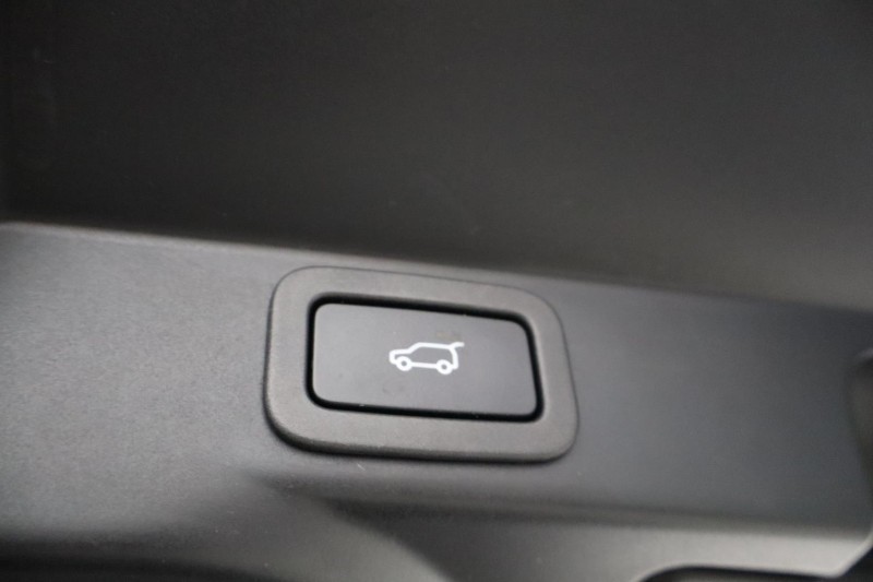 2022 (22) LAND ROVER RANGE ROVER SPORT 5.0 P575 S/C SVR 5dr Auto 5319284