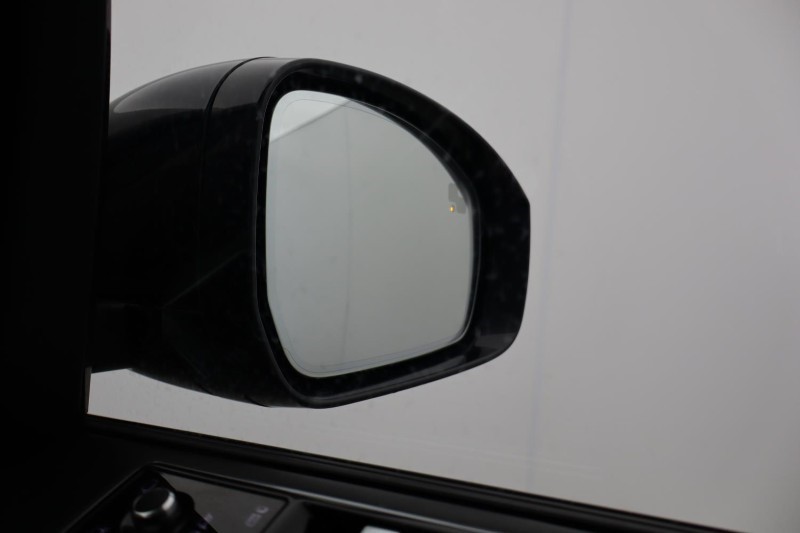 2022 (22) LAND ROVER RANGE ROVER SPORT 5.0 P575 S/C SVR 5dr Auto 5319331