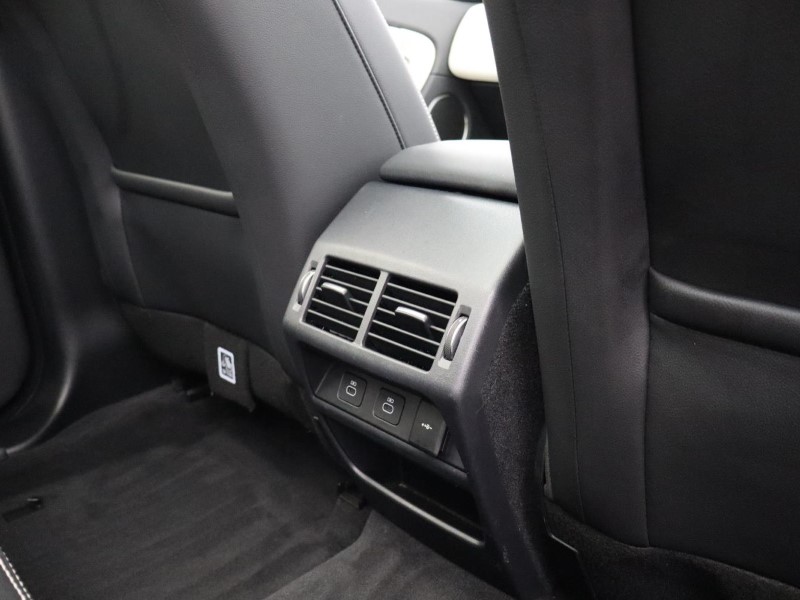 2024 (74) LAND ROVER DISCOVERY SPORT 2.0 D200 Dynamic SE 5dr Auto [7 Seat] 5393396