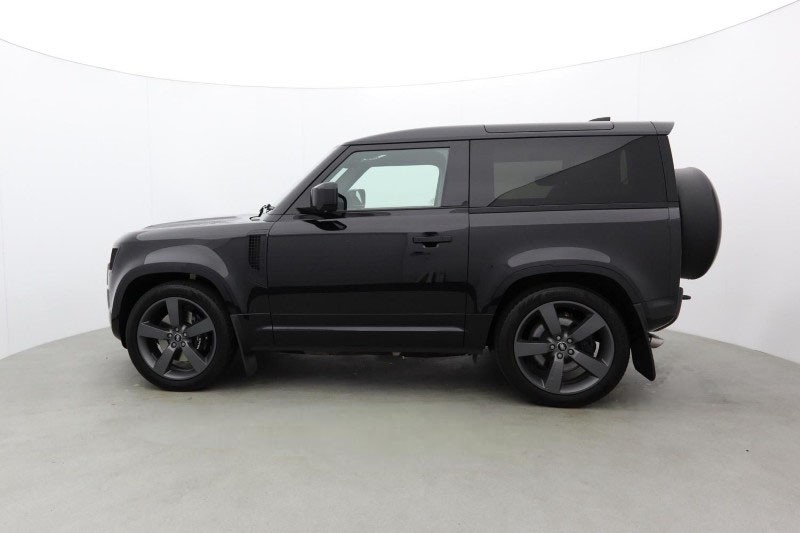 2022 (72) LAND ROVER DEFENDER 5.0 P525 V8 90 3dr Auto 5622182