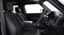 2022 (72) LAND ROVER DEFENDER 5.0 P525 V8 90 3dr Auto 5397722