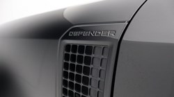 2022 (72) LAND ROVER DEFENDER 5.0 P525 V8 90 3dr Auto 5397712