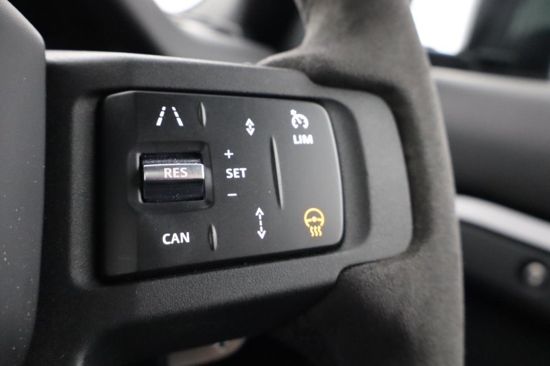 2022 (72) LAND ROVER DEFENDER 5.0 P525 V8 90 3dr Auto 5397747