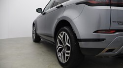 2020 (70) LAND ROVER RANGE ROVER EVOQUE 2.0 D180 R-Dynamic SE 5dr Auto 5399732