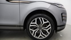 2020 (70) LAND ROVER RANGE ROVER EVOQUE 2.0 D180 R-Dynamic SE 5dr Auto 5399750