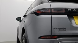 2020 (70) LAND ROVER RANGE ROVER EVOQUE 2.0 D180 R-Dynamic SE 5dr Auto 5399731