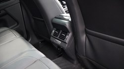 2020 (70) LAND ROVER RANGE ROVER EVOQUE 2.0 D180 R-Dynamic SE 5dr Auto 5399745