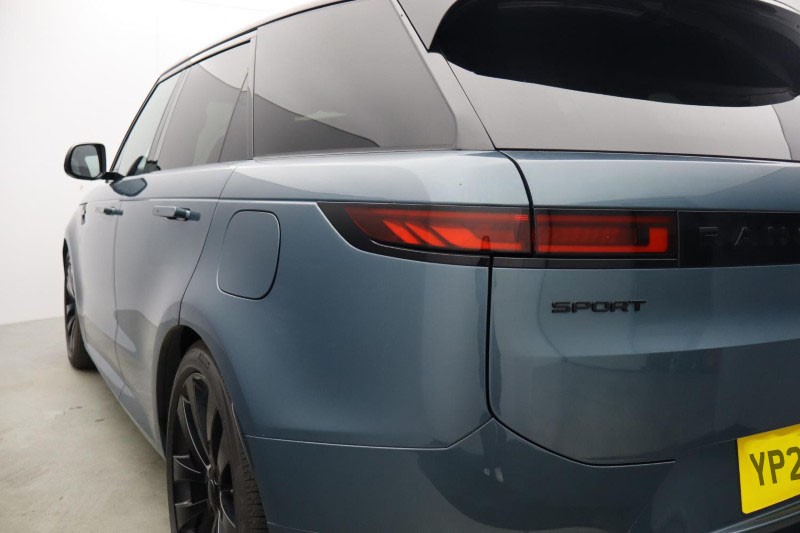 2026 (26) LAND ROVER RANGE ROVER SPORT 3.0 P550e Autobiography 5dr Auto 5913784
