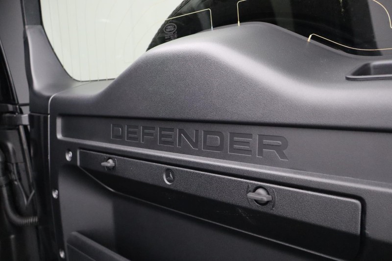 2023 (73) LAND ROVER DEFENDER 2.0 P400e X-Dynamic HSE 110 5dr Auto 5438613