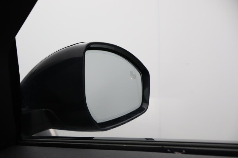 2023 (73) LAND ROVER RANGE ROVER VELAR 2.0 D200 MHEV Dynamic SE 5dr Auto 5349183