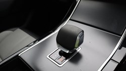 2023 (73) LAND ROVER RANGE ROVER VELAR 2.0 D200 MHEV Dynamic SE 5dr Auto 5349209