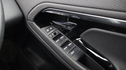 2023 (73) LAND ROVER RANGE ROVER EVOQUE 2.0 D200 R-Dynamic S 5dr Auto 5337224