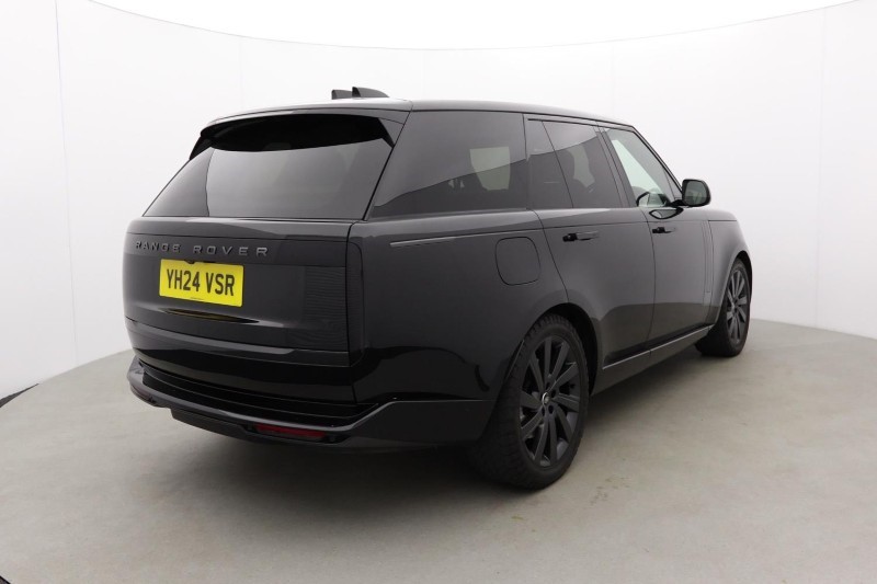 2024 (24) LAND ROVER RANGE ROVER 3.0 D300 SE 4dr Auto 5522131
