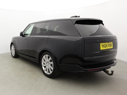 2024 (24) LAND ROVER RANGE ROVER 3.0 D300 SE 4dr Auto
