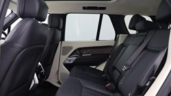 2024 (24) LAND ROVER RANGE ROVER 3.0 D300 SE 4dr Auto 5418617