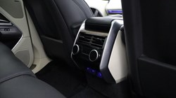 2024 (24) LAND ROVER RANGE ROVER 3.0 D300 SE 4dr Auto 5418620
