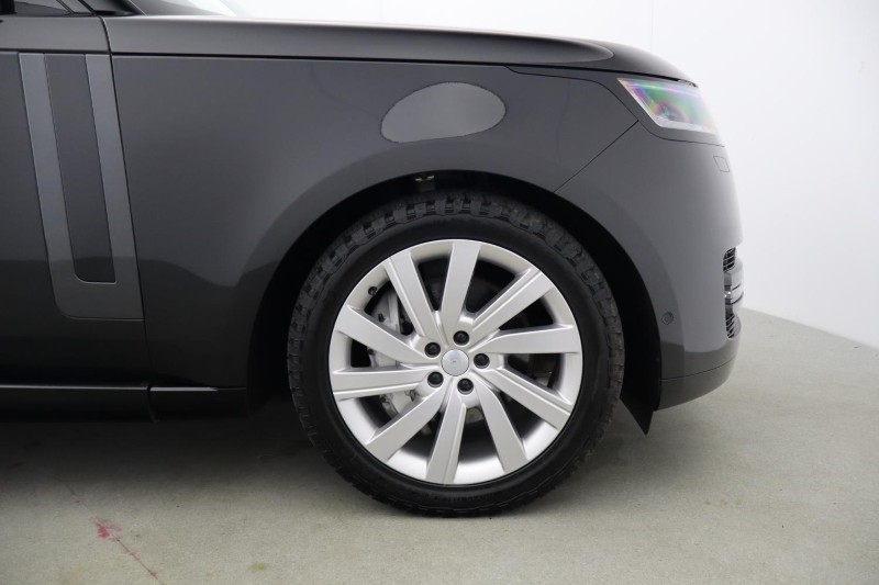 2024 (24) LAND ROVER RANGE ROVER 3.0 D300 SE 4dr Auto 5418673