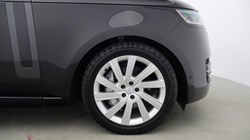 2024 (24) LAND ROVER RANGE ROVER 3.0 D300 SE 4dr Auto 5418673