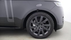 2024 (24) LAND ROVER RANGE ROVER 3.0 D300 SE 4dr Auto 5522138