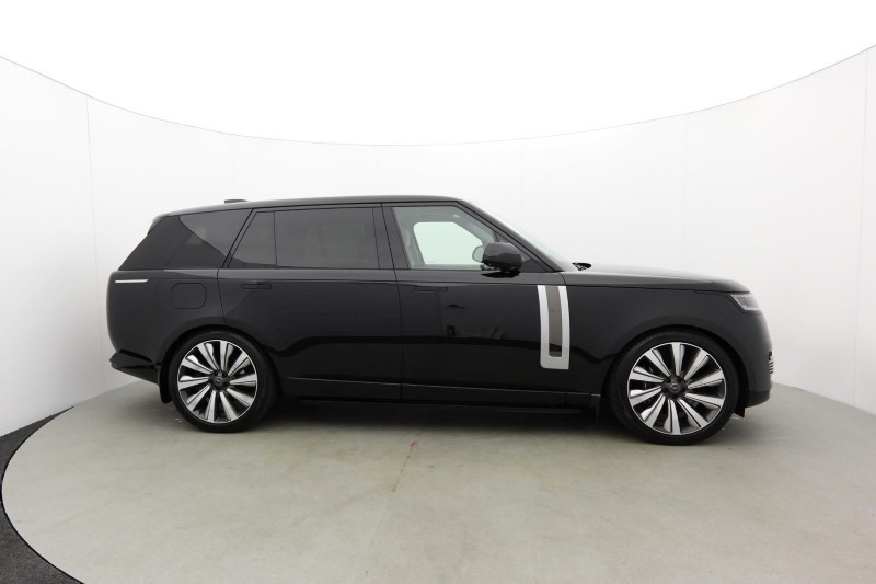 2025 (25) LAND ROVER RANGE ROVER 4.4 P615 V8 SV LWB 4dr Auto 5395326