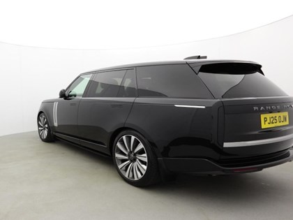 2025 (25) LAND ROVER RANGE ROVER 4.4 P615 V8 SV LWB 4dr Auto