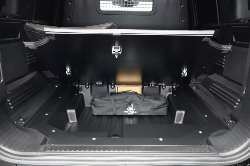 2025 (25) LAND ROVER COMMERCIAL DEFENDER 3.0 D350 Hard Top X-Dynamic HSE Auto [3 Seat] 5406326