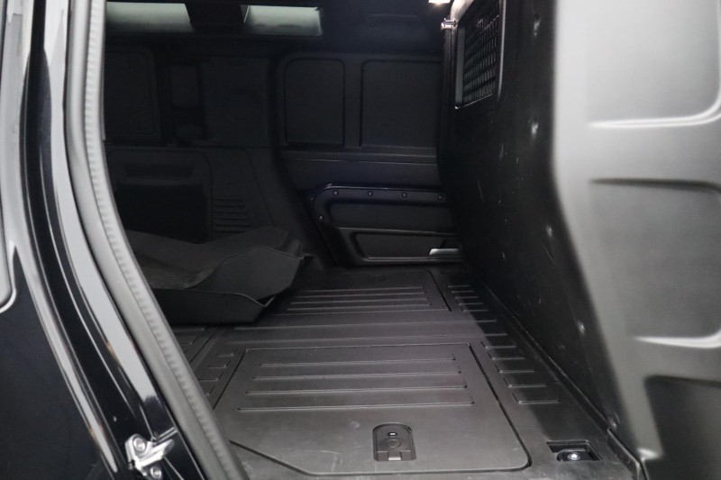 2025 (25) LAND ROVER COMMERCIAL DEFENDER 3.0 D350 Hard Top X-Dynamic HSE Auto [3 Seat] 5406348
