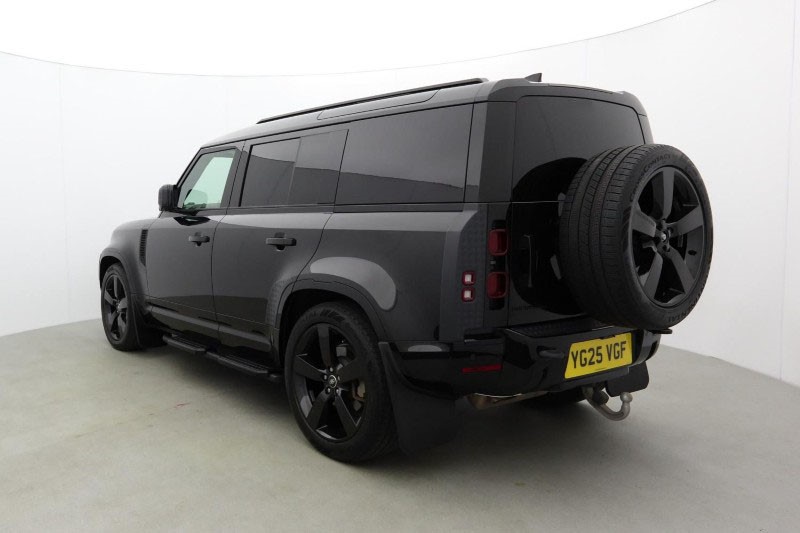 2025 (25) LAND ROVER COMMERCIAL DEFENDER 3.0 D350 Hard Top X-Dynamic HSE Auto [3 Seat] 5408251