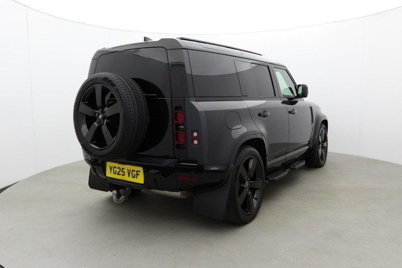 2025 (25) LAND ROVER COMMERCIAL DEFENDER 3.0 D350 Hard Top X-Dynamic HSE Auto [3 Seat] 5408250
